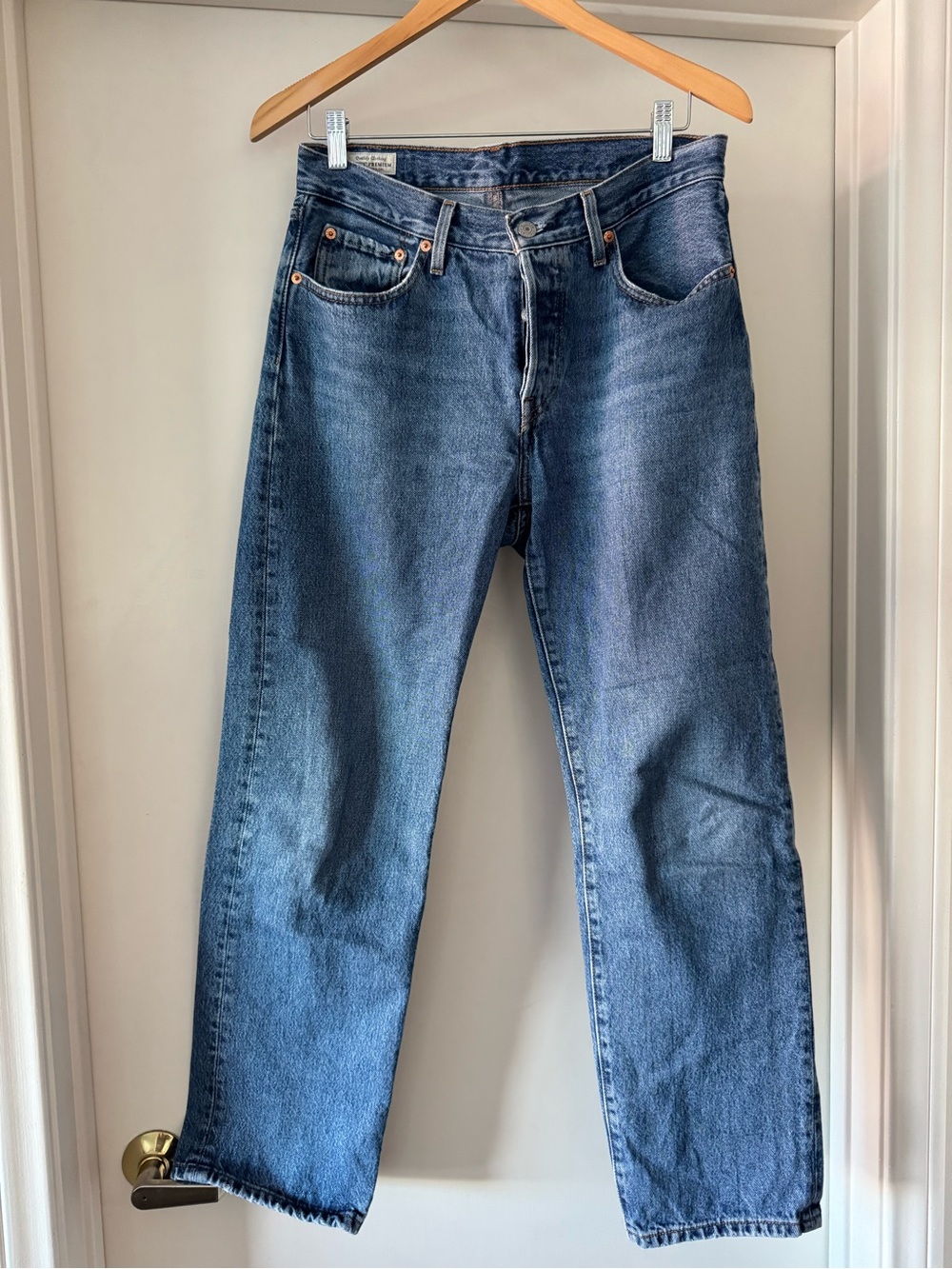 Levi’s Classic Women’s Blue Straight-Leg Jeans